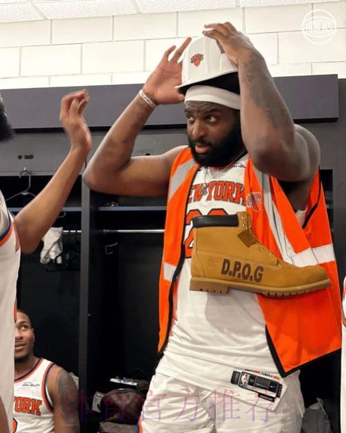 米切尔-罗宾逊回应球迷质疑：我只是按要求防守和抢篮板